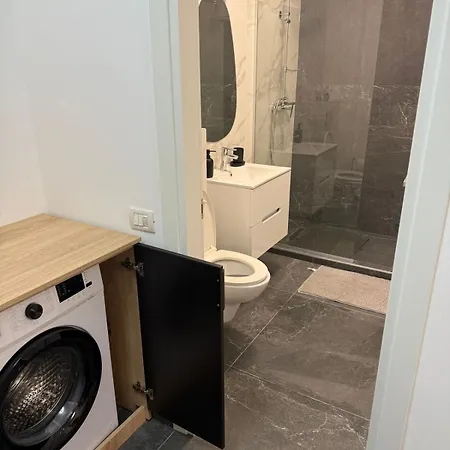 Апартаменты Luxury & Spacious - *